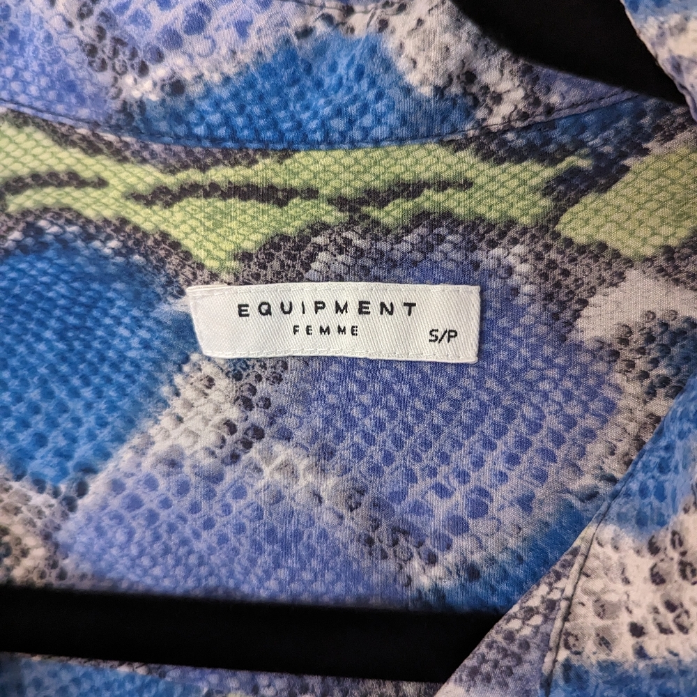 Equipment Silk Snake Print Shirt Size Small - Picture 3 of 4